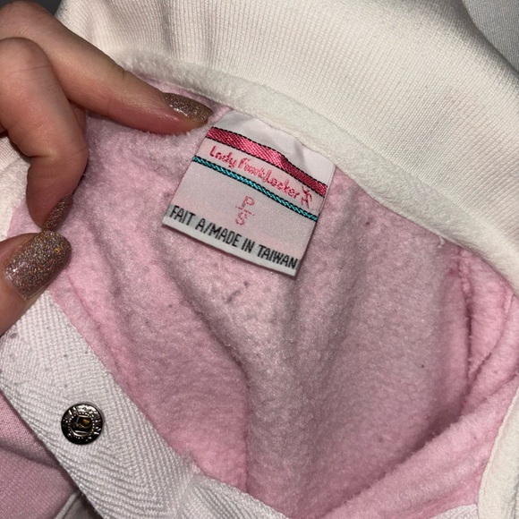 Vintage Lady Footlocker snap button sweater. Pink and white! - Picture 3 of 5